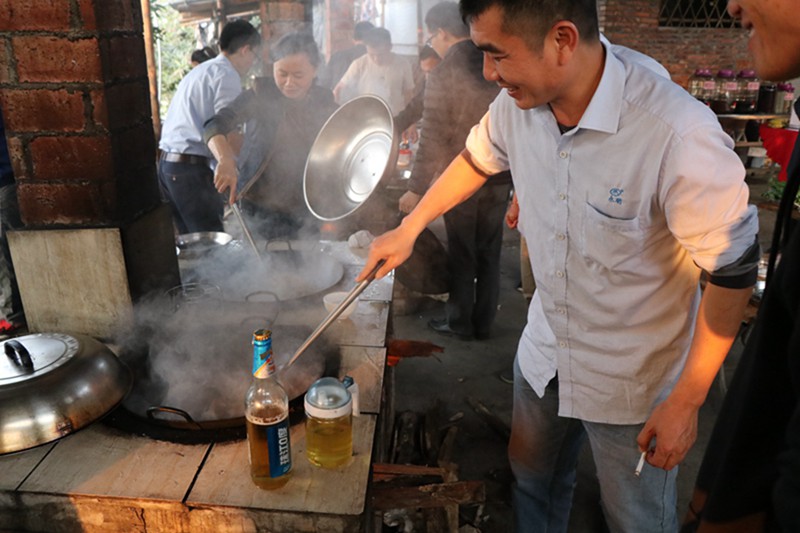 永明光伏農(nóng)家樂集體活動(dòng)