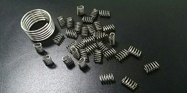 壓力彈簧出現變形怎么辦？